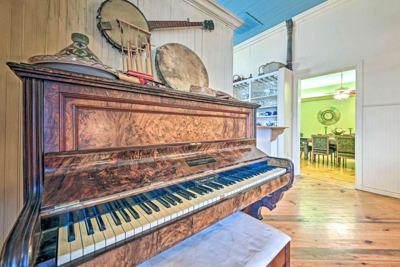 The Lilly House Historic Glen Rose Home With Porch! Buitenkant foto